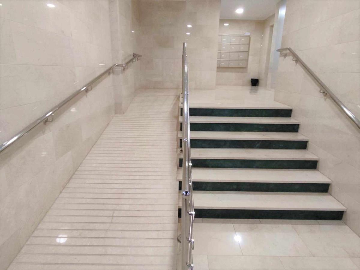 Victoria Home & Parking Εστεπόνα Εξωτερικό φωτογραφία