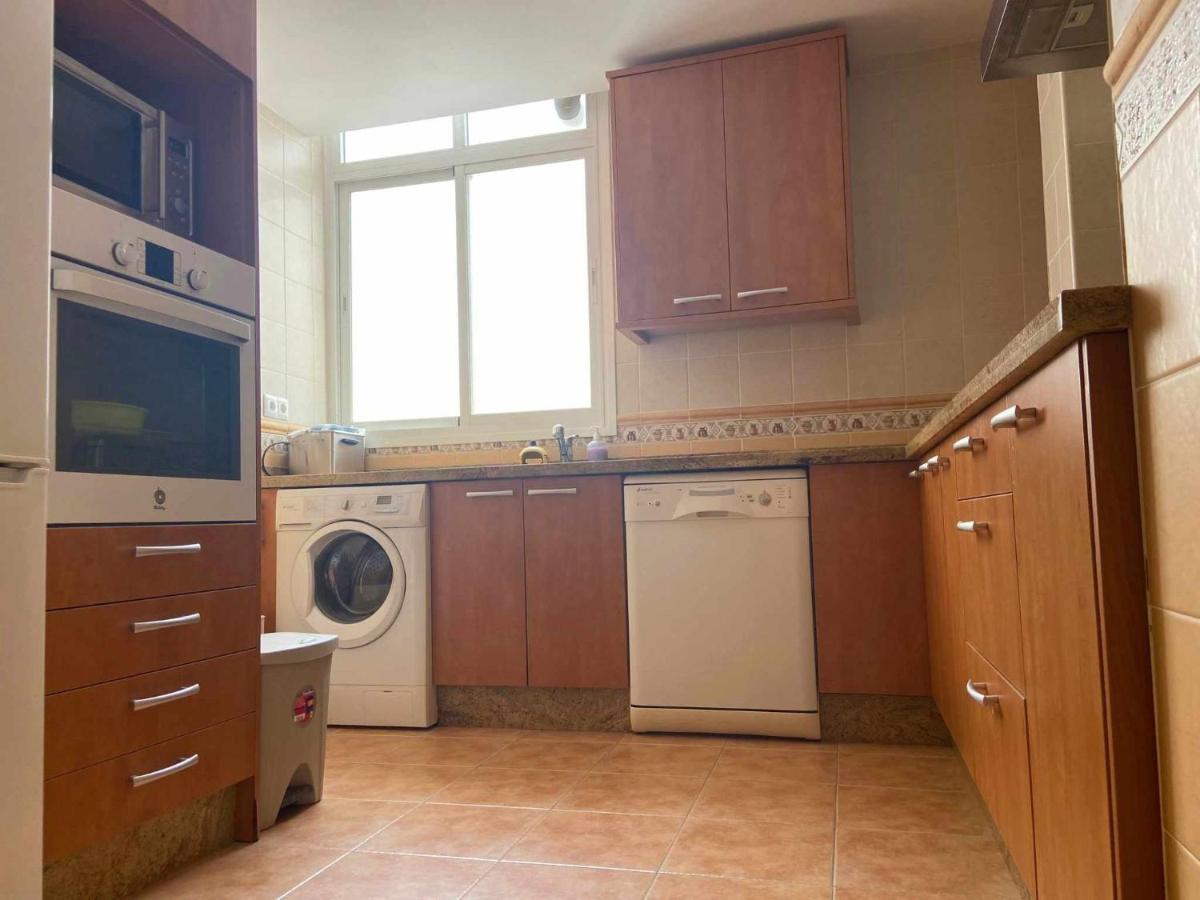 Victoria Home & Parking Εστεπόνα Εξωτερικό φωτογραφία