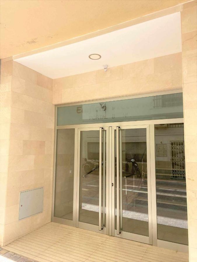 Victoria Home & Parking Εστεπόνα Εξωτερικό φωτογραφία